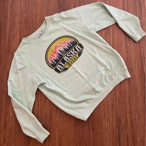Size medium/large comfy Alaska sweatshirt